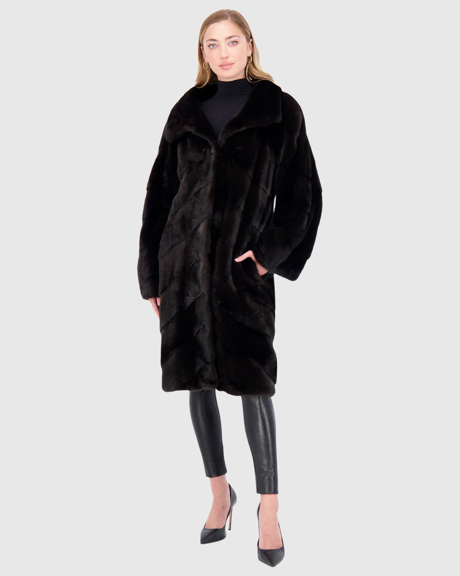 Mink Short Coat | Black (V3)