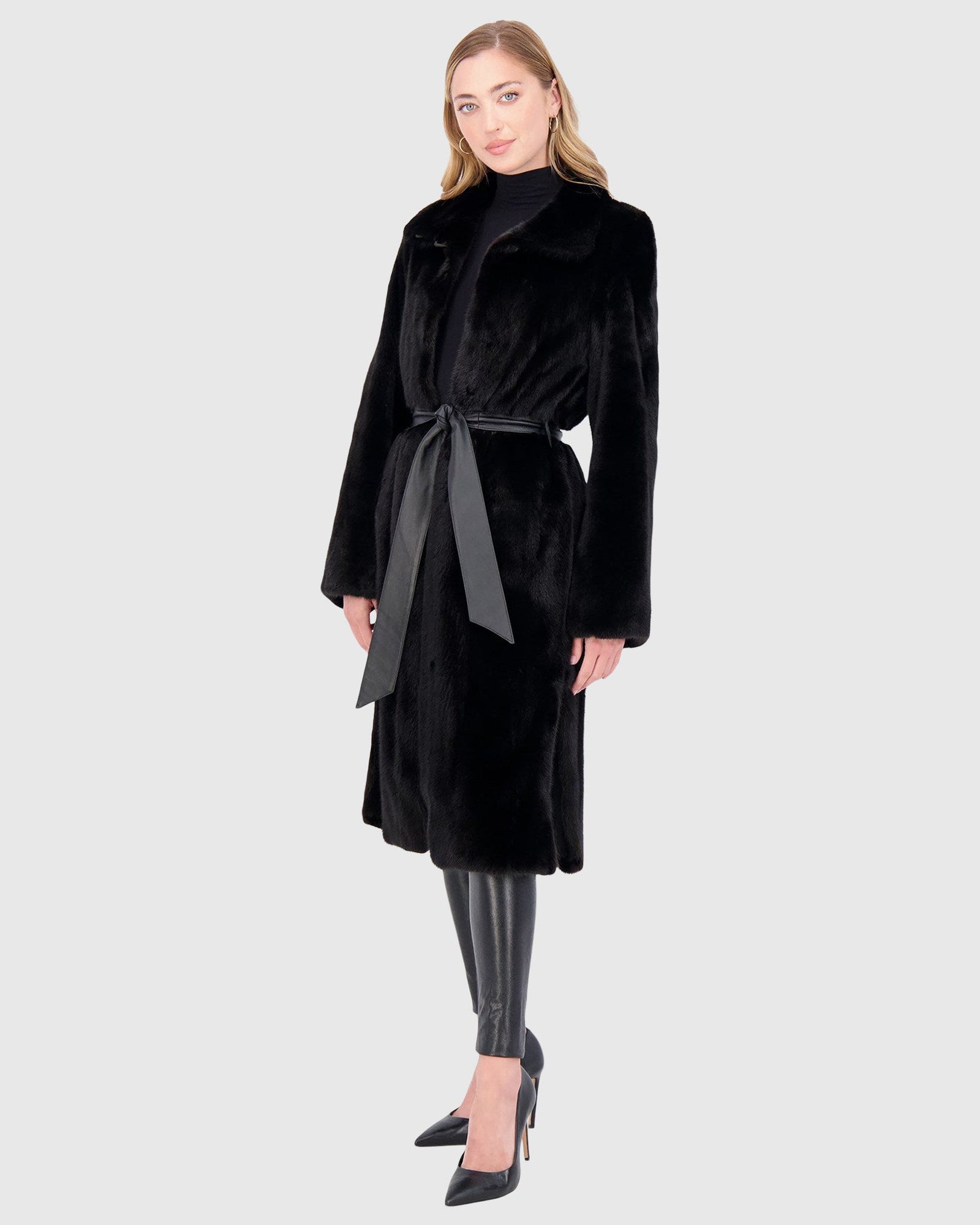 Mink Short Coat | Black (V2)