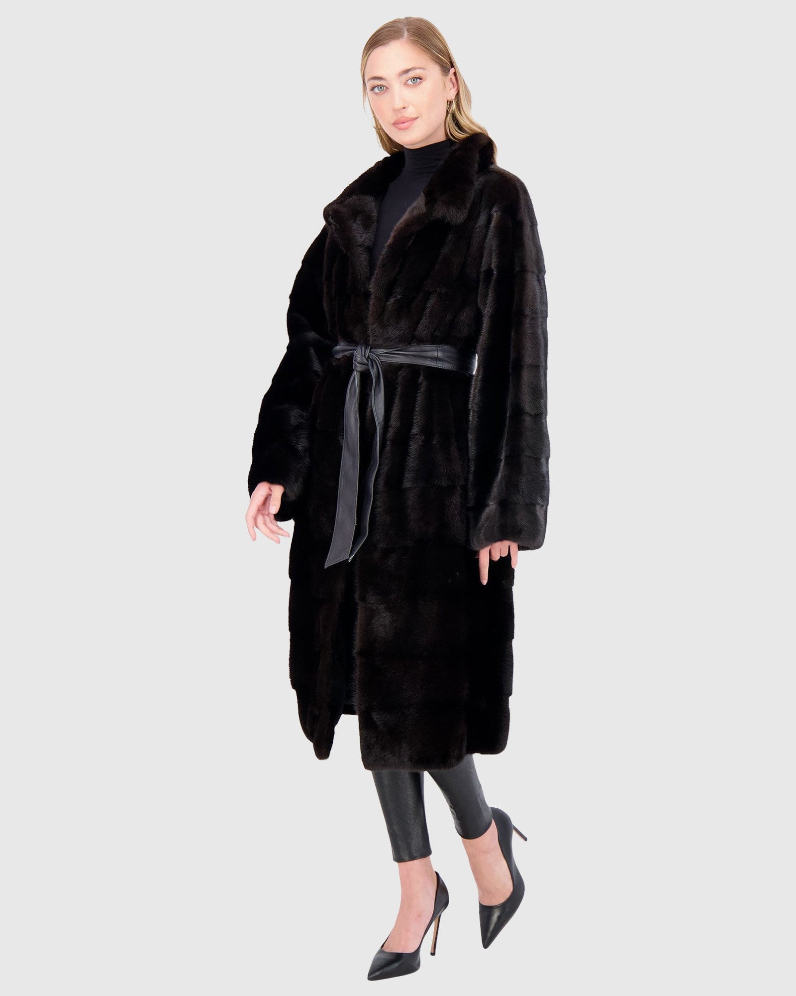 Mink Short Coat | Black (V1)