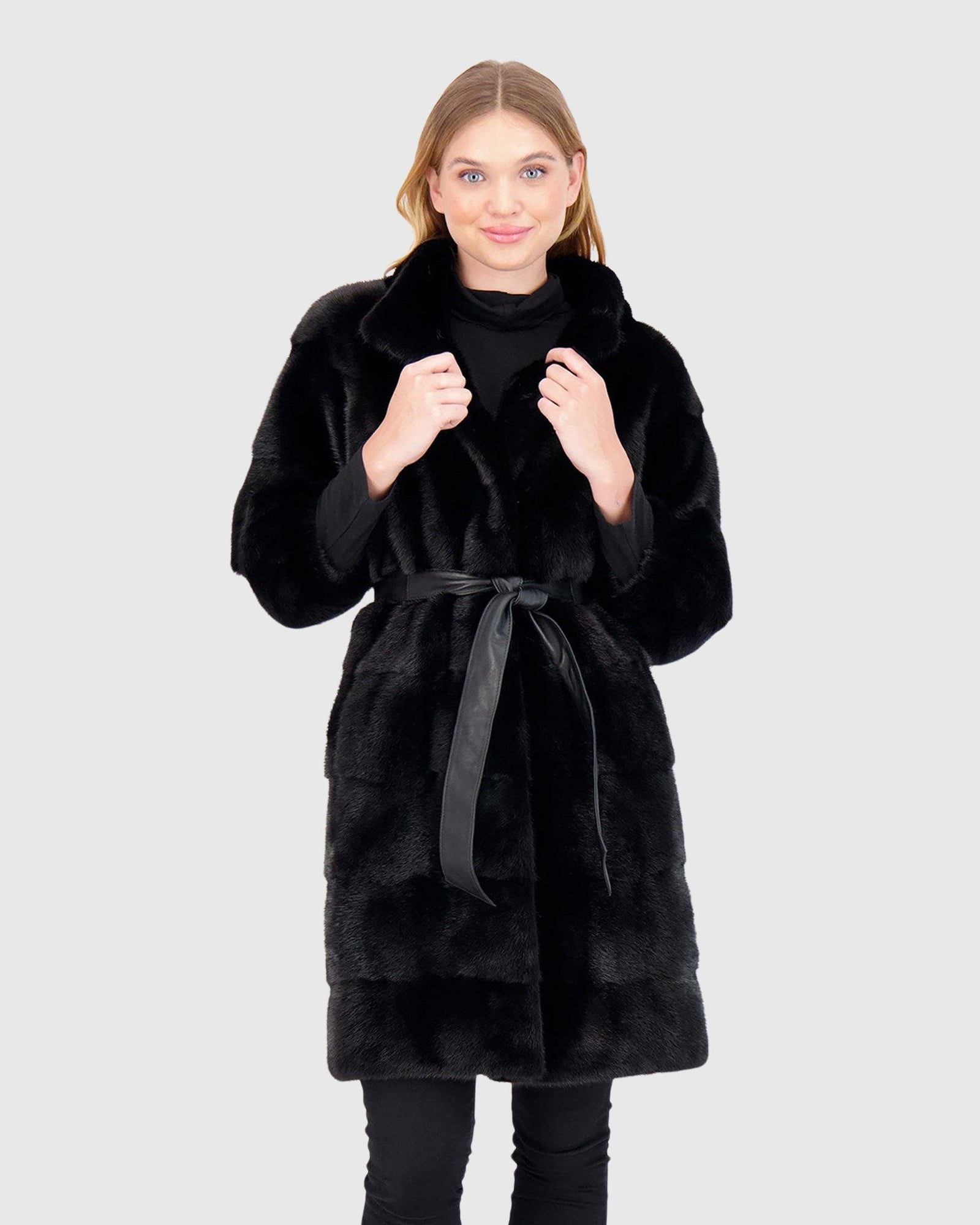 Mink Stroller With Stand Collar | Black (V1)