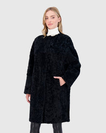 Reversible Collarless Select Shearling Lamb Short Coat With Buttons | Black/Black