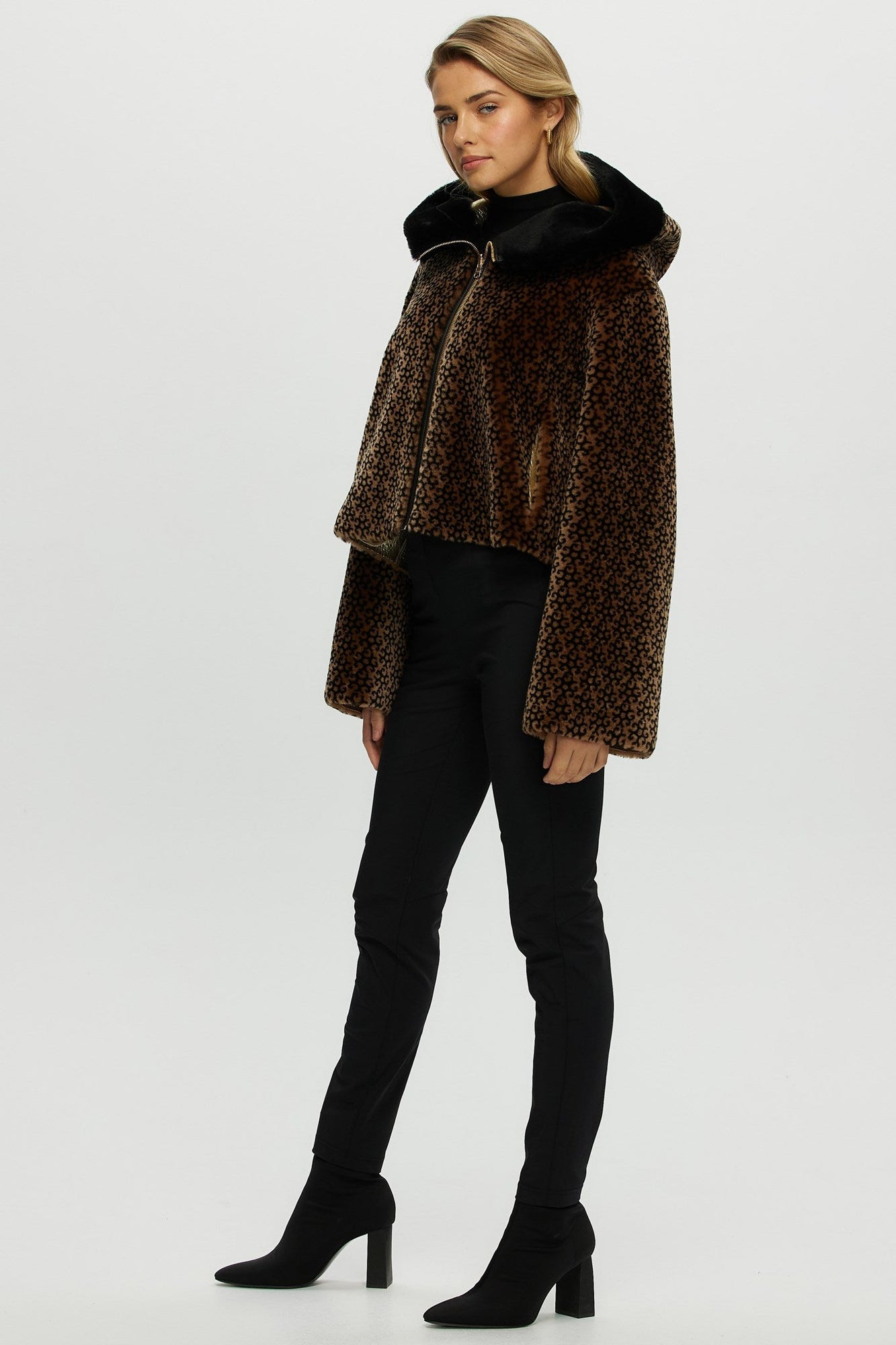 Reversible Merino Shearling Lamb Jacket | Women | Brown x Black Insignia