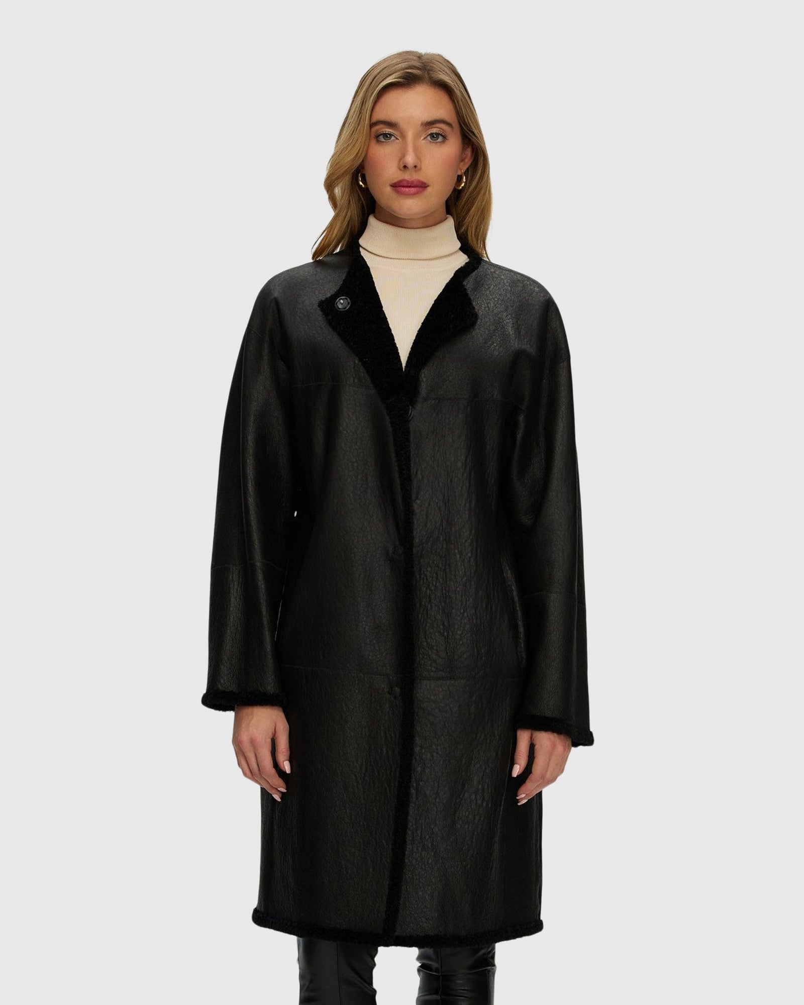 Reversible Shearling Lamb Short Coat | Black