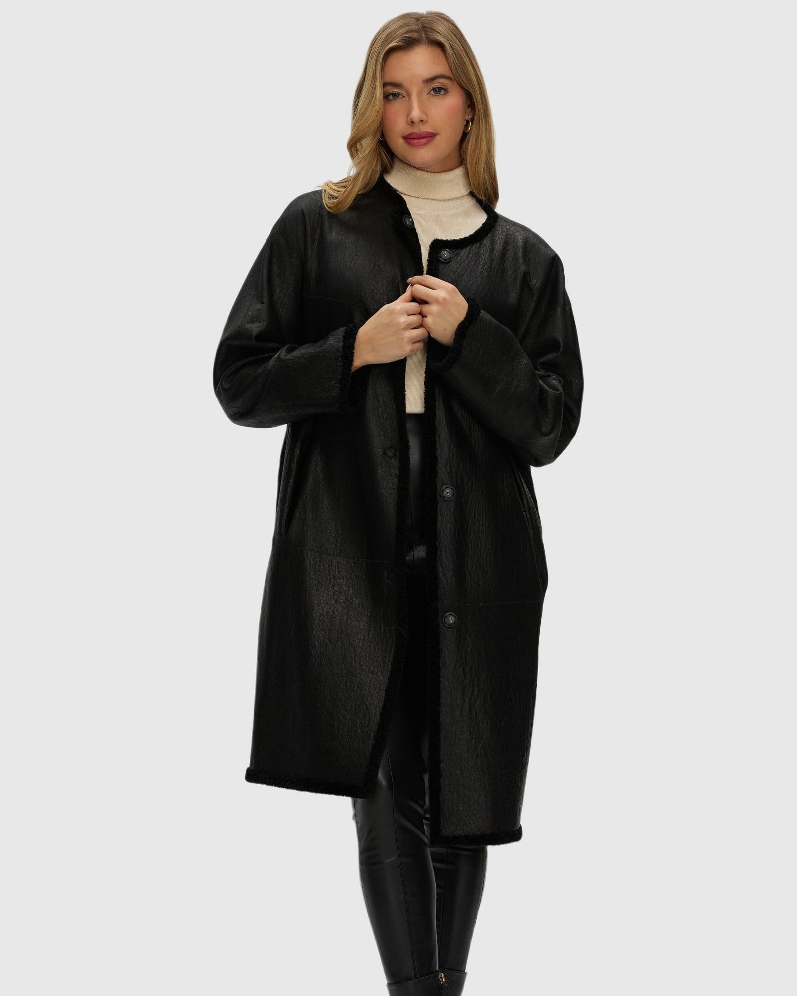 Reversible Shearling Lamb Short Coat | Black