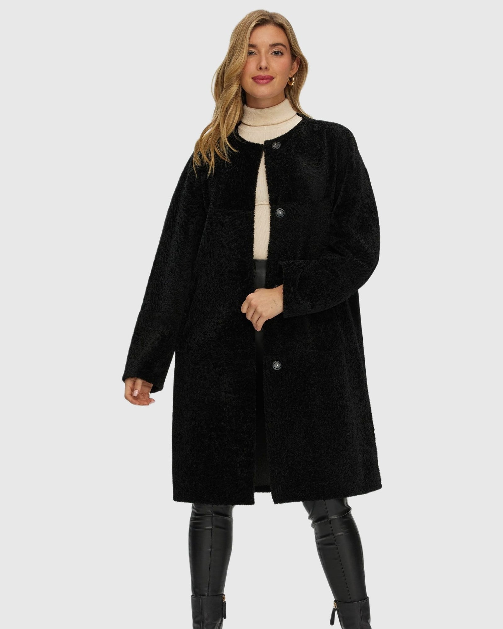 Reversible Shearling Lamb Short Coat | Black