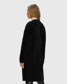 Reversible Shearling Lamb Short Coat | Black