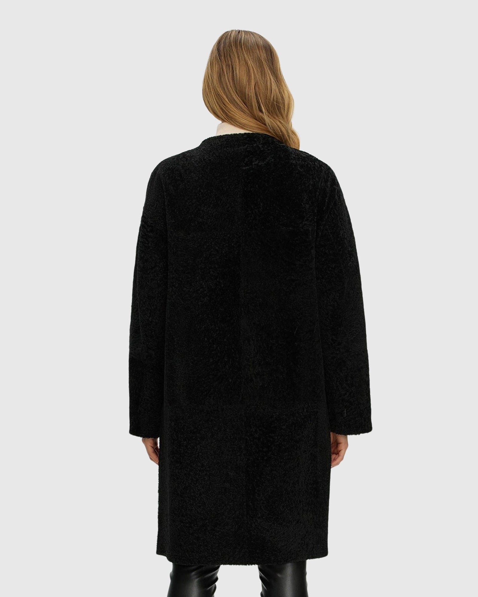 Reversible Shearling Lamb Short Coat | Black