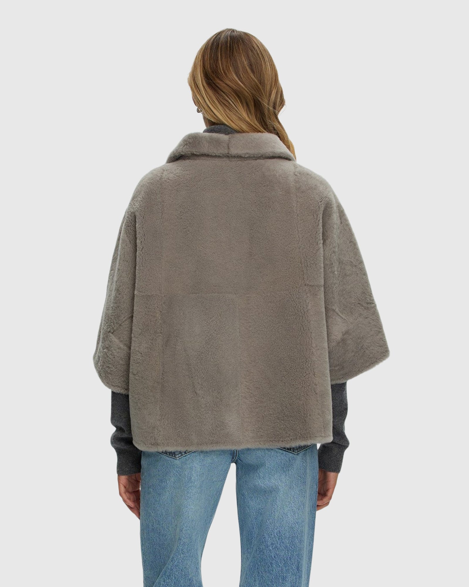 Reversible Shearling Lamb Short Sleeve Zip Cape | Gray