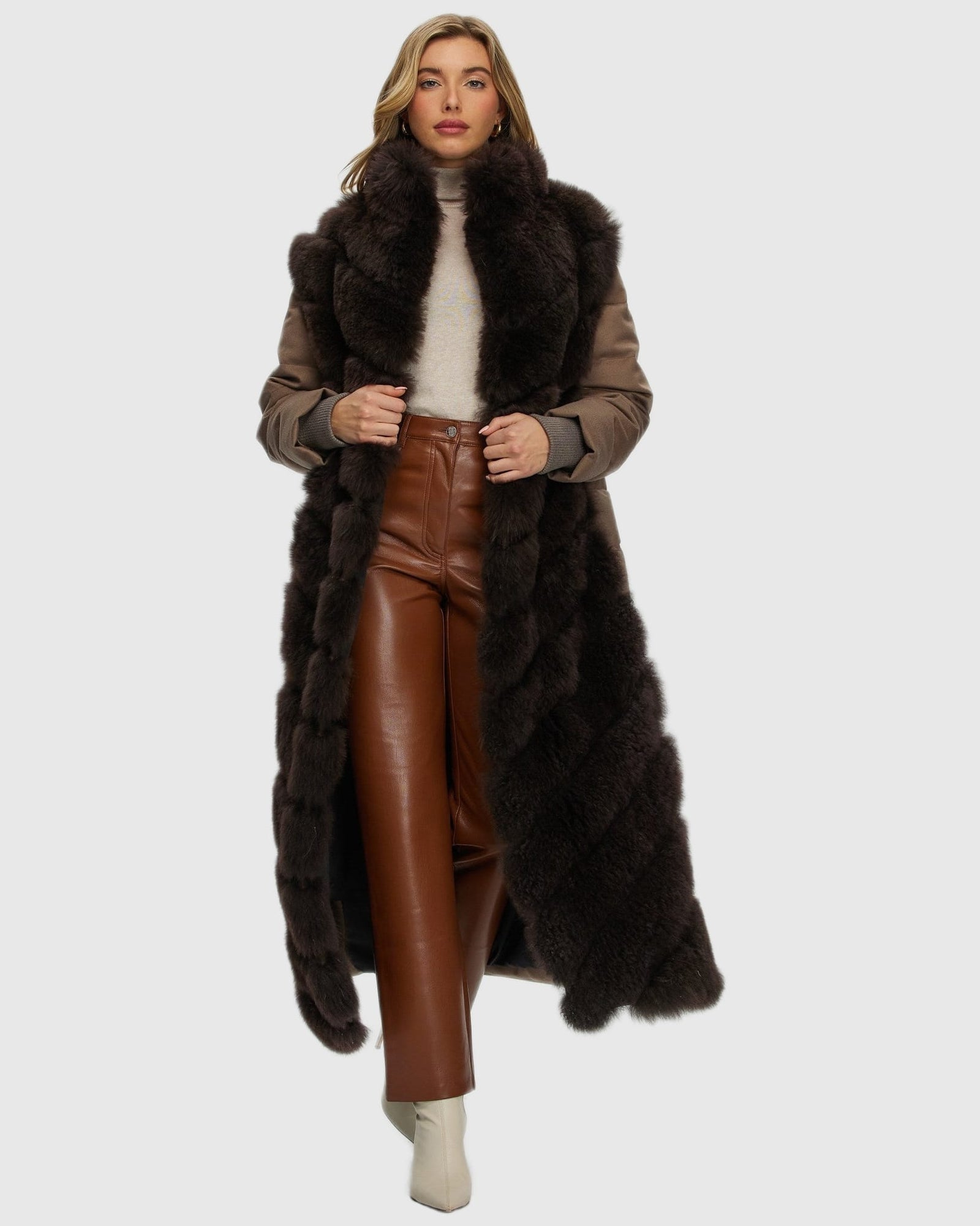 Select Cashmere Goat Diagonal Coat With Loro Piana Cashmere Sleeves And Back | Brown/Brown