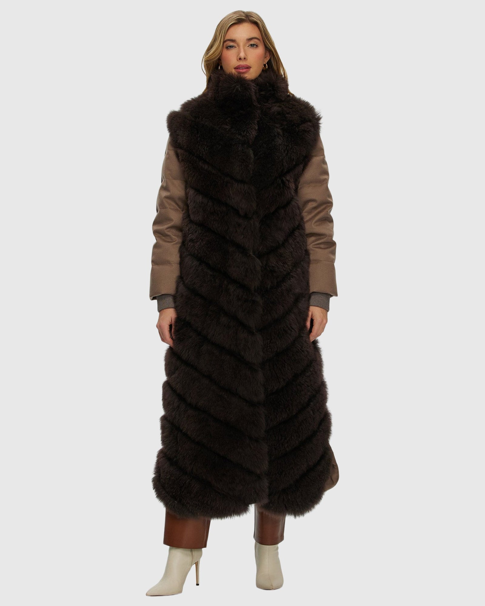 Select Cashmere Goat Diagonal Coat With Loro Piana Cashmere Sleeves And Back | Brown/Brown