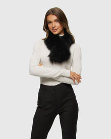 Select Lamb Pull-Through Scarf | Black (V2)
