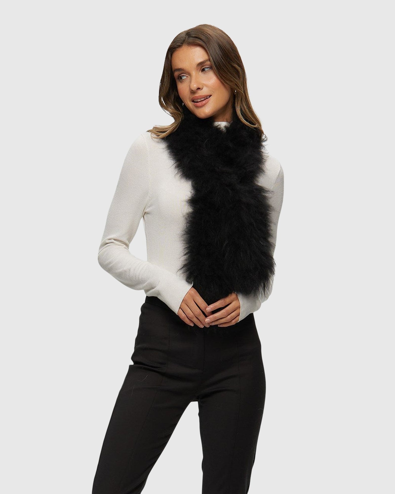 Select Cashmere Goat Pull-Through Scarf | Black (V2)