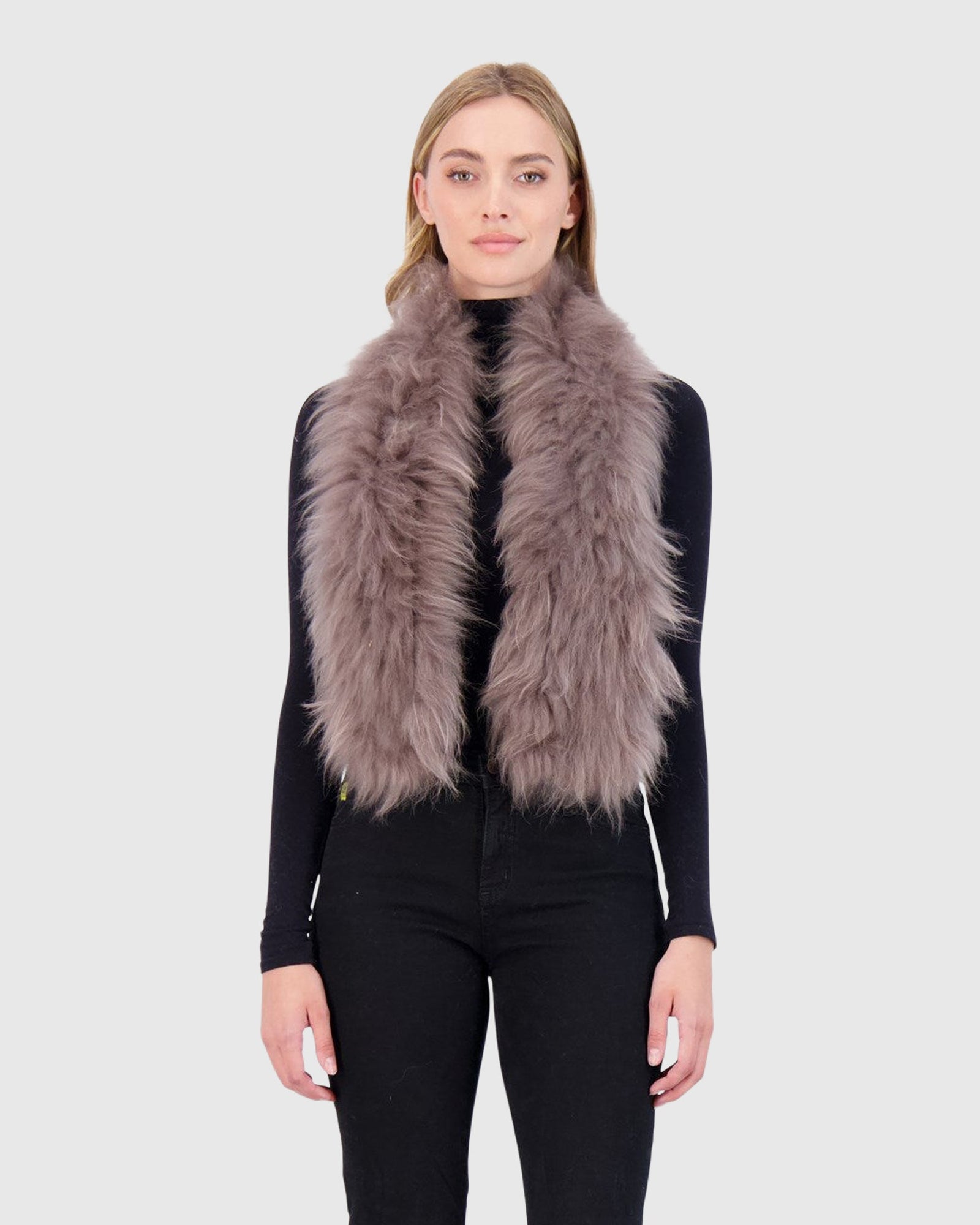 Select Cashmere Goat Pull-Through Scarf | Taupe