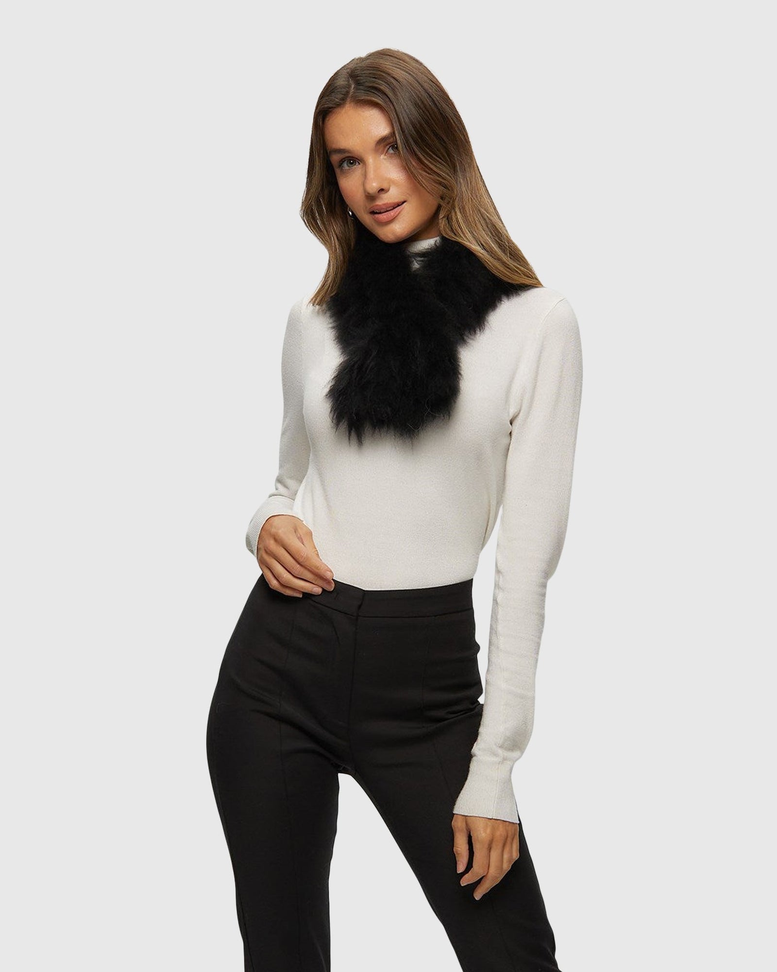 Select Cashmere Goat Pull-Through Scarf | Black (V1)