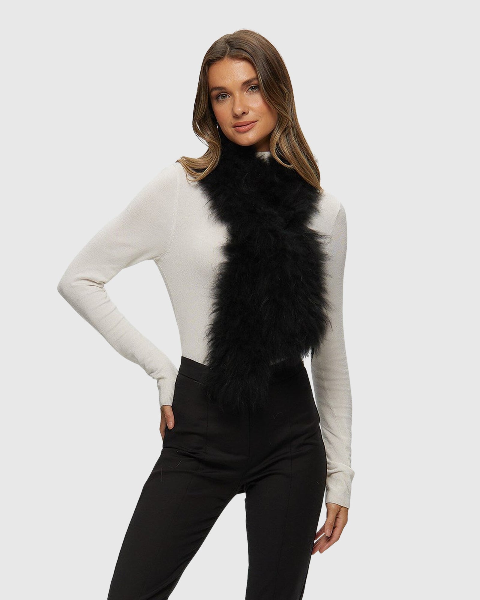 Select Cashmere Goat Pull-Through Scarf | Black (V2)