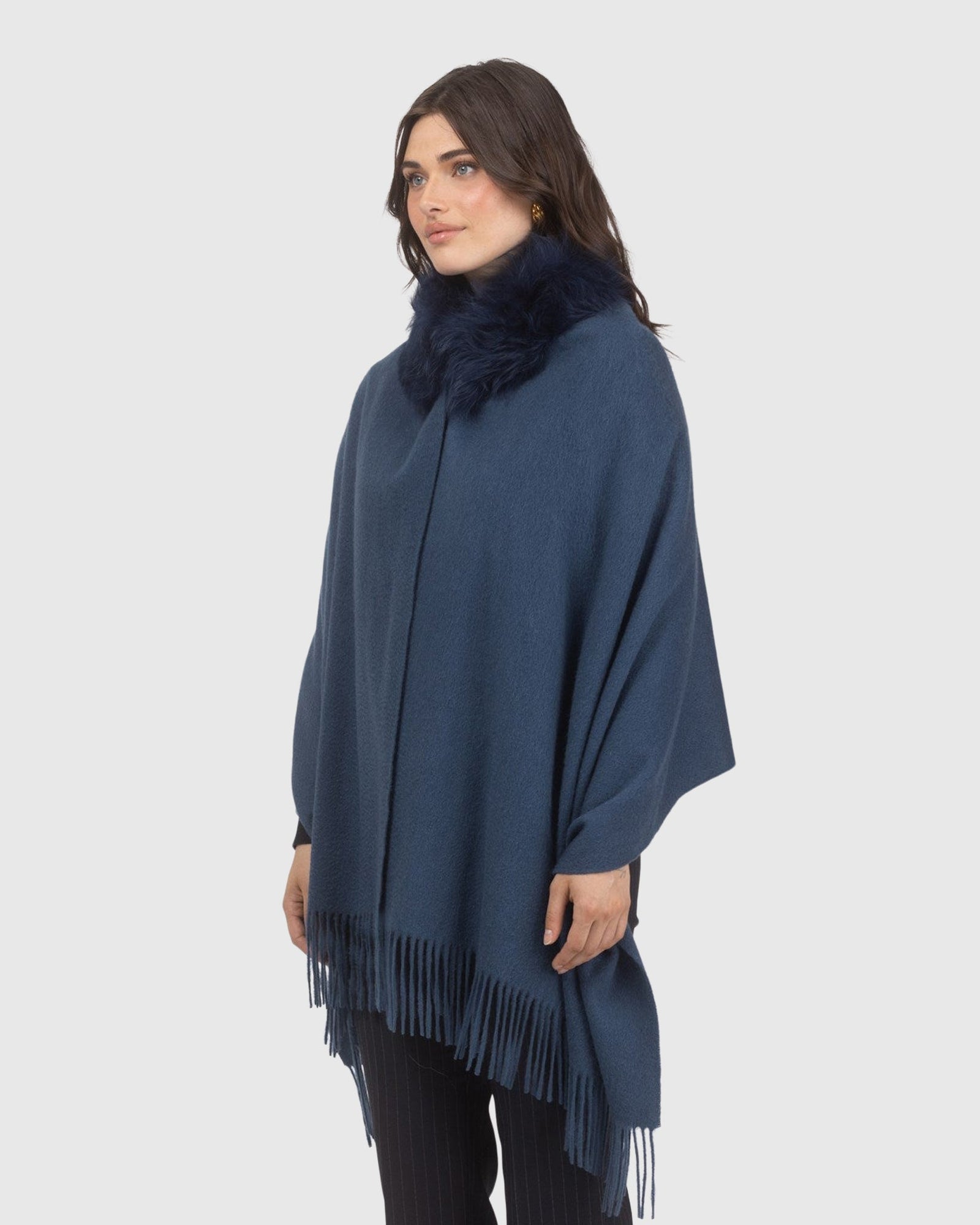 Select Cashmere Stole With Select Lamb Collar | Dark Blue