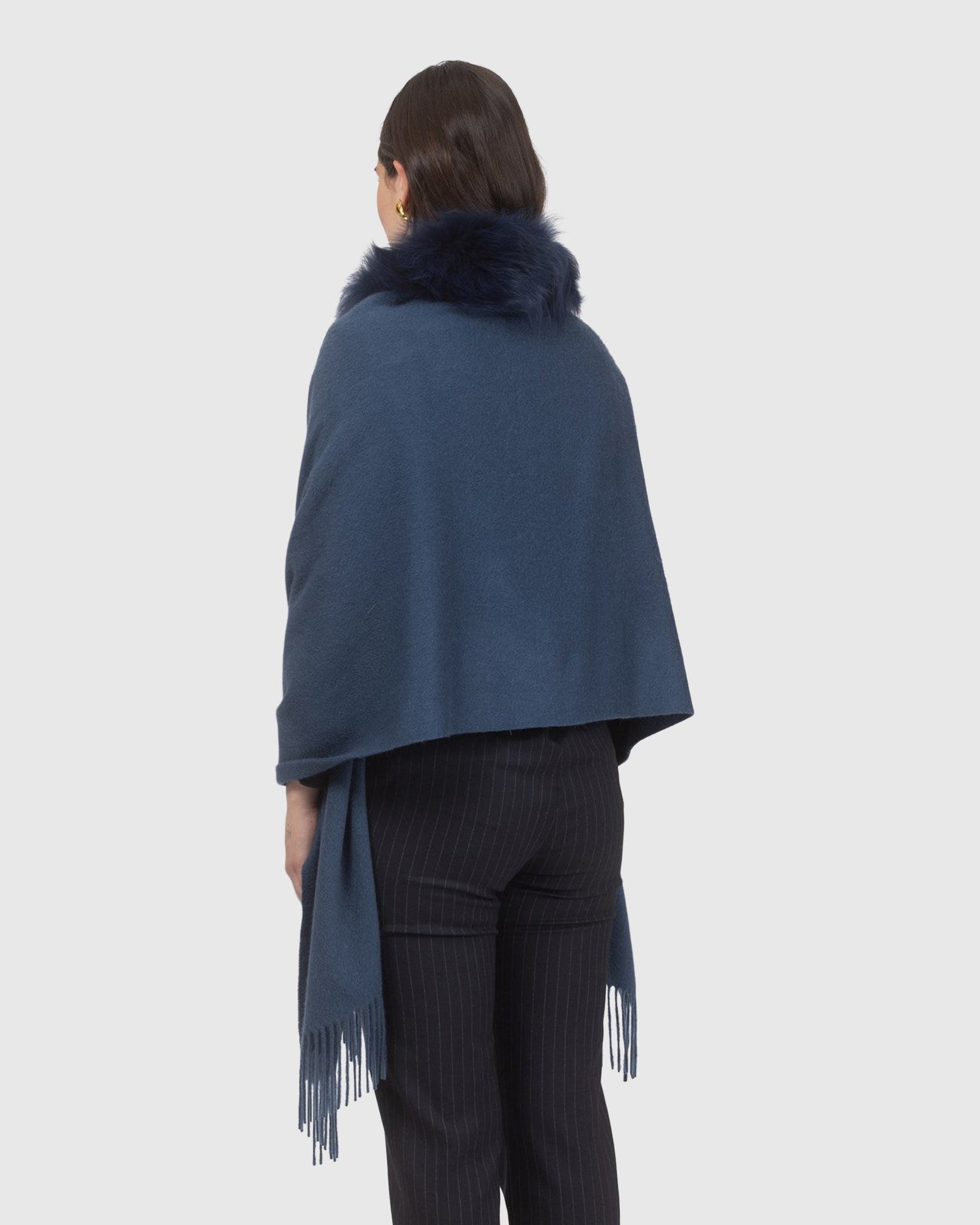 Select Cashmere Stole With Select Lamb Collar | Dark Blue