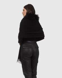 Select Cashmere Stole With Select Lamb Collar | Black