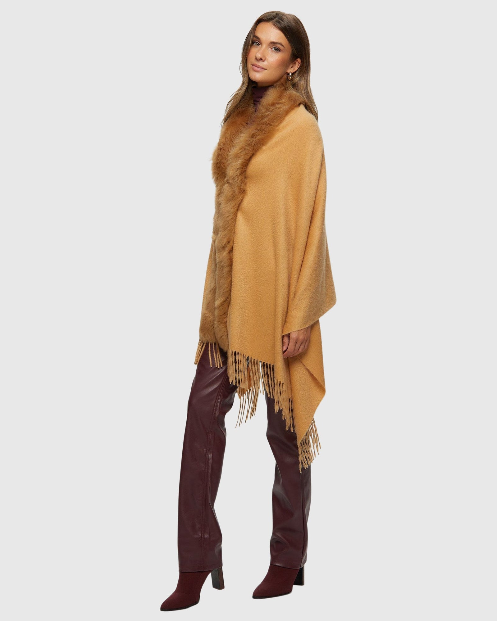 Select Cashmere Stole with Toscana Shearling Lamb Trim | Light Camel