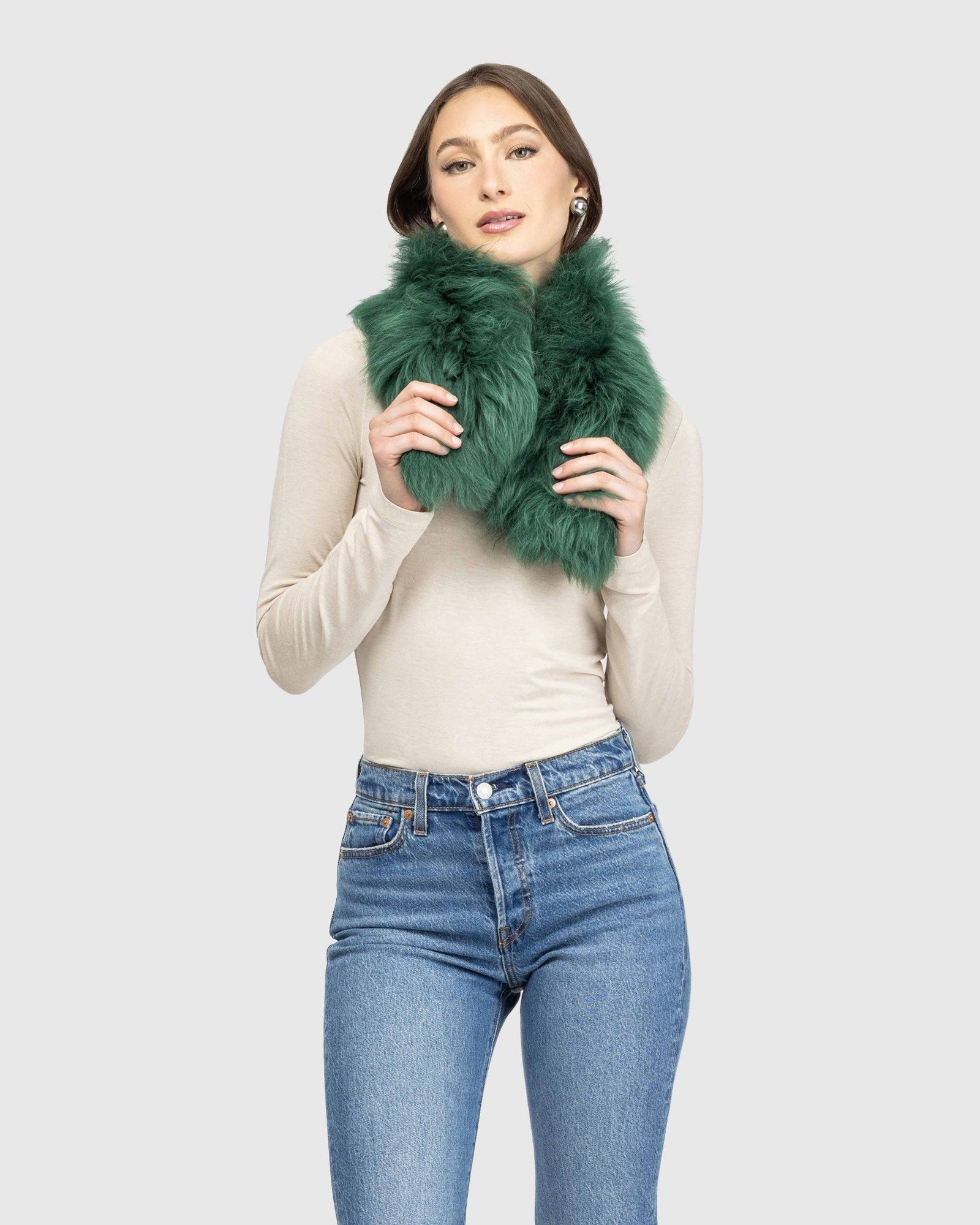 Select Lamb Pull-Through Scarf | Emerald (V2)
