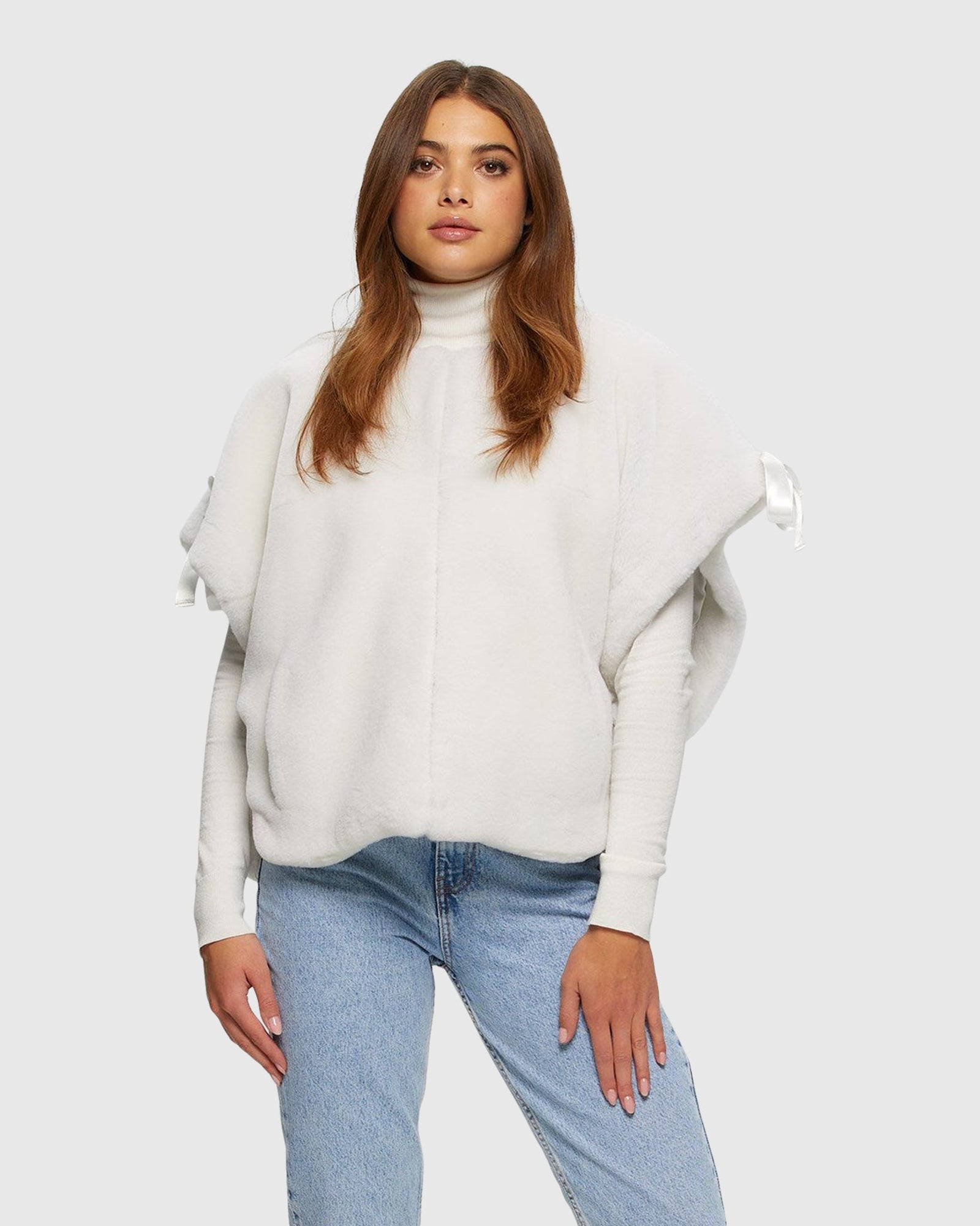 Select Shearling Lamb Collarless Short Sleeve Jacket | White