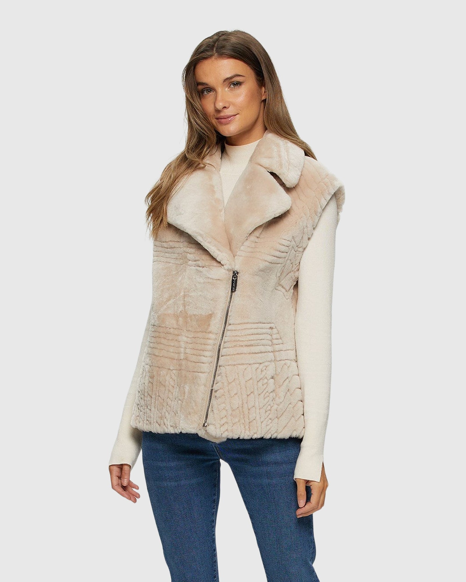 Select Shearling Lamb Zip Vest With Grooved Pattern | Beige