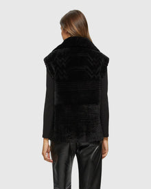 Select Shearling Lamb Zip Vest With Grooved Pattern | Black