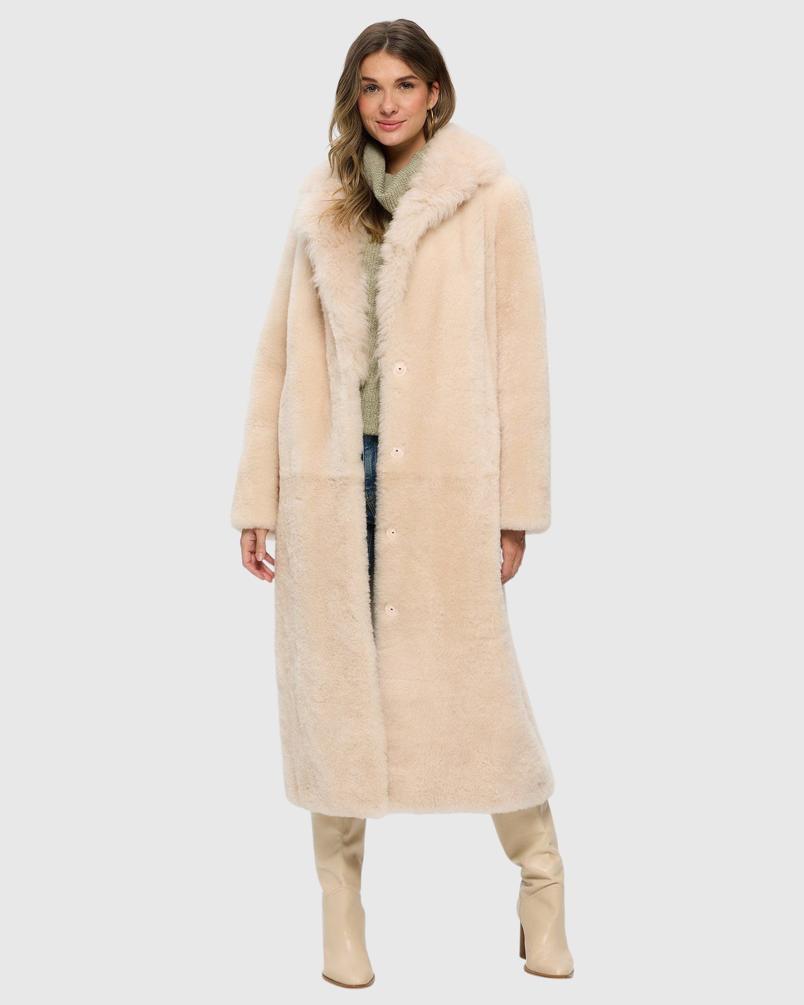 Sheared Select Cashmere Goat Coat With Select Cashmere Goat Collar | Light Beige