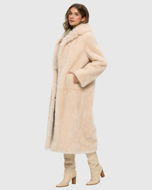 Sheared Select Cashmere Goat Coat With Select Cashmere Goat Collar | Light Beige