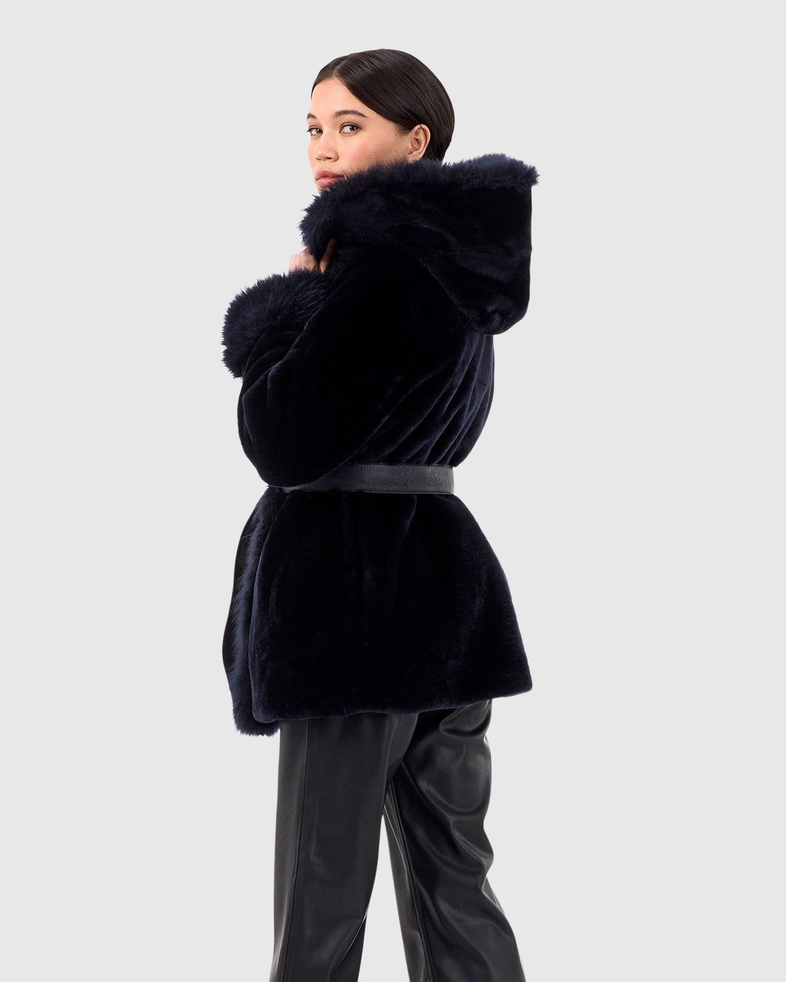 Shearling Lamb Reversible Jacket With Select Select Cashmere Goat Details | Navy/Black