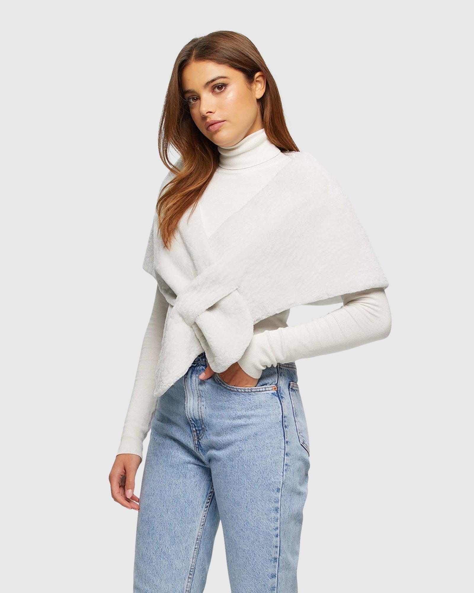 Shearling Lamb Stole | White