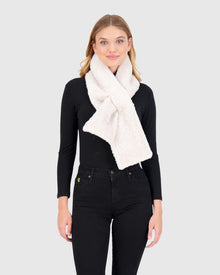 Silky Select Shearling Lamb Pull-Through Scarf | Beige