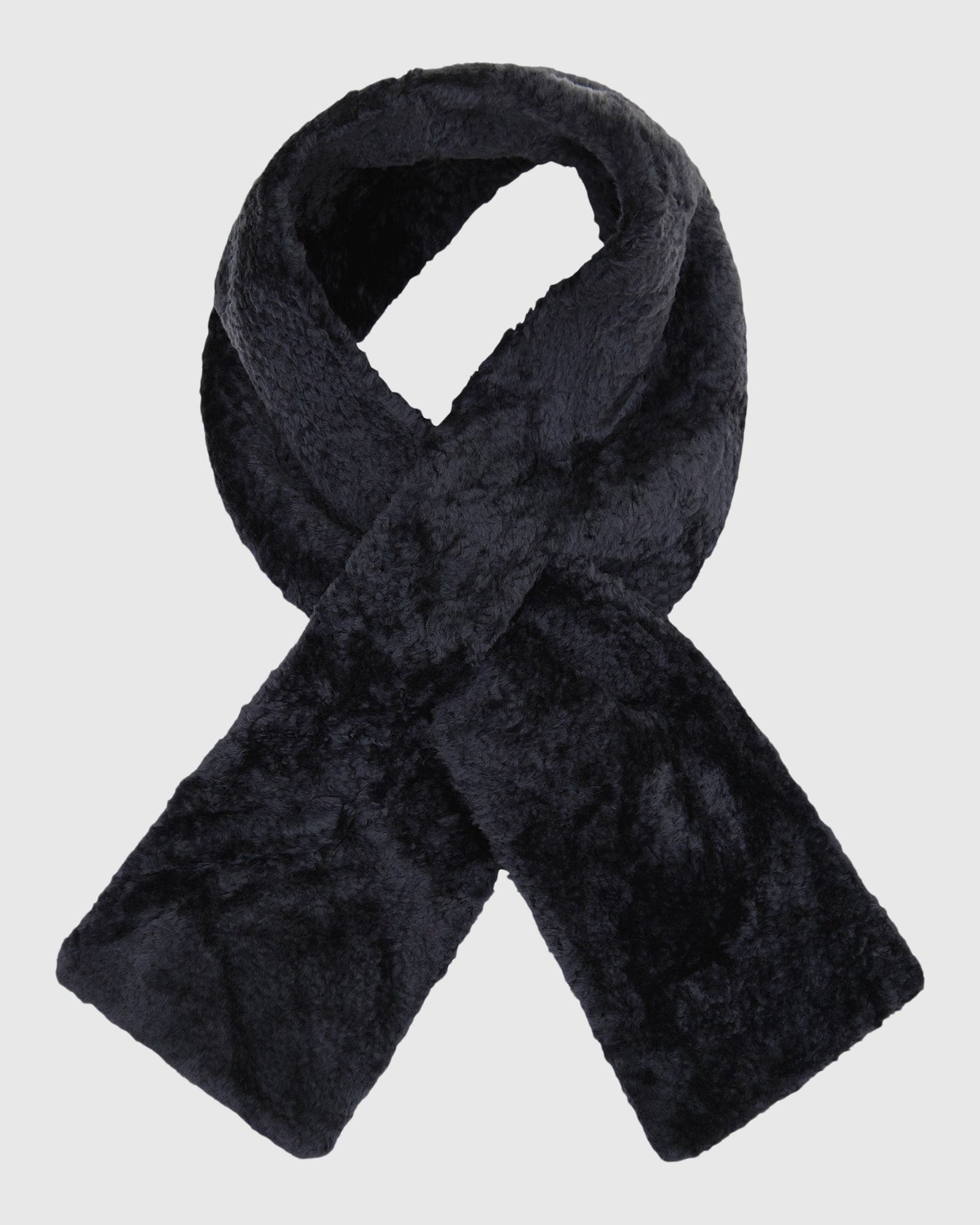 Silky Select Shearling Lamb Pull-Through Scarf | Charcoal