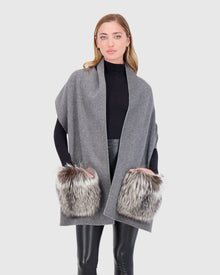 Wool Stole With Silver Fox Pockets | Gray