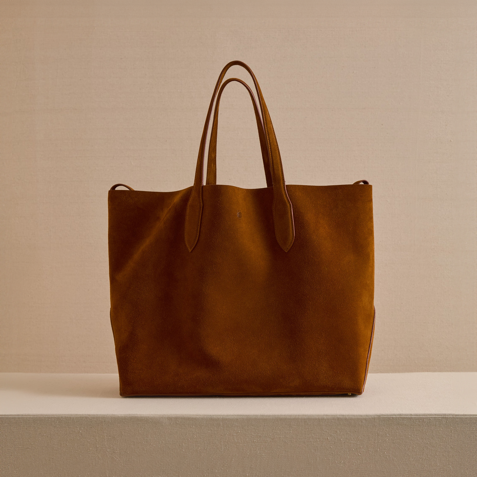 Eleanor 42 | Suede Honey