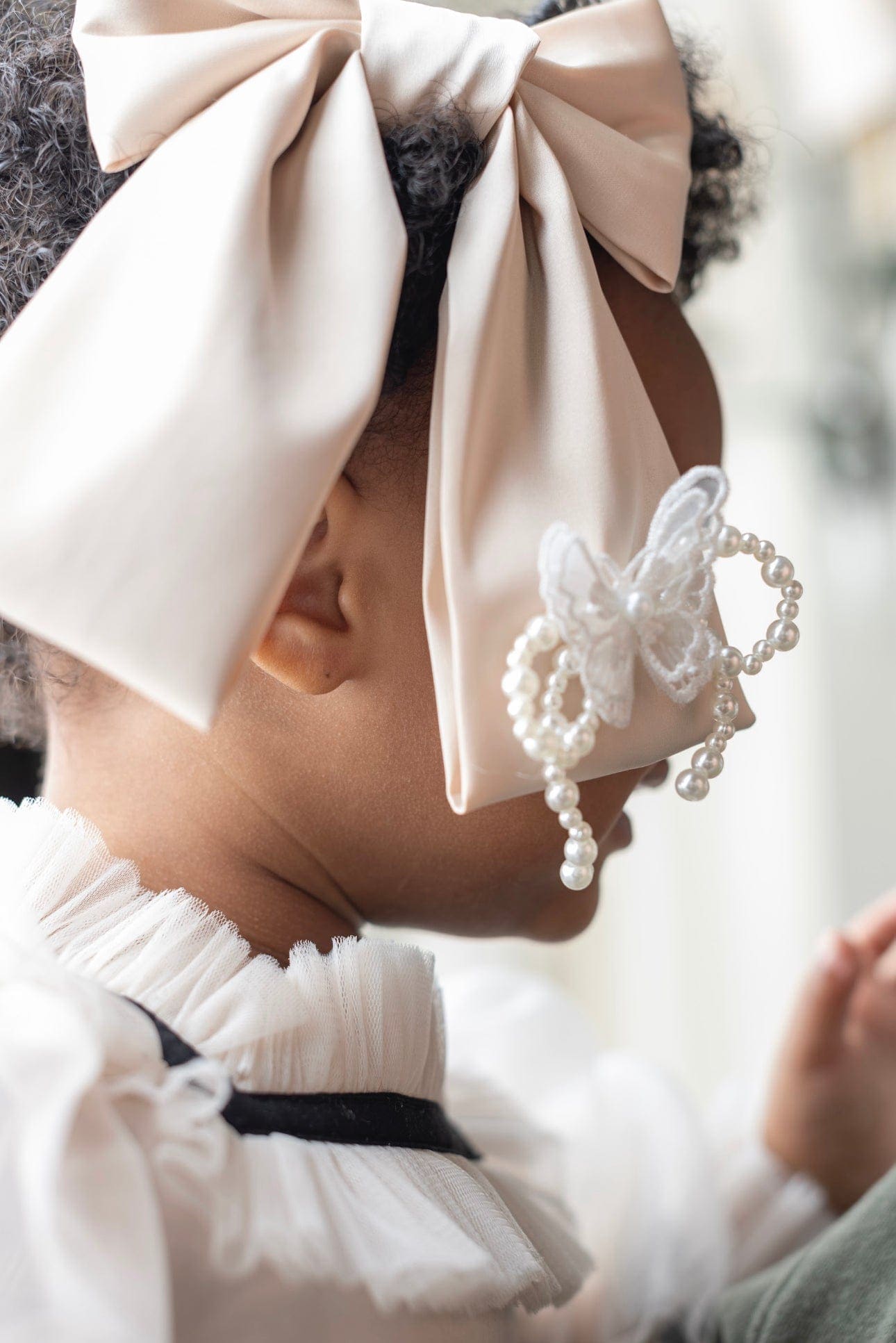 Anise Satin Embroidered Hair Bows | Champagne