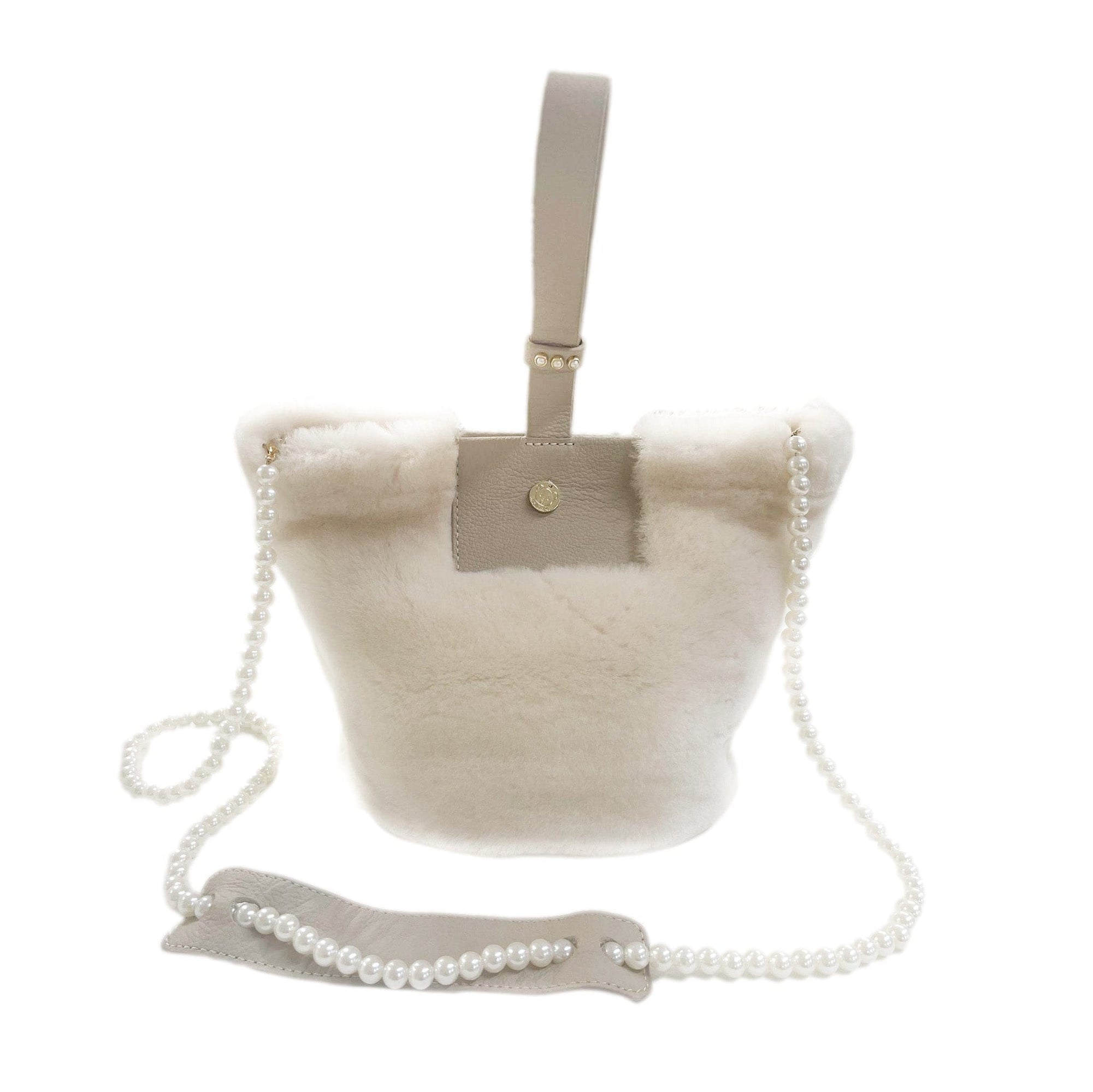 Grande Shearling Pearl Bag | Pearl