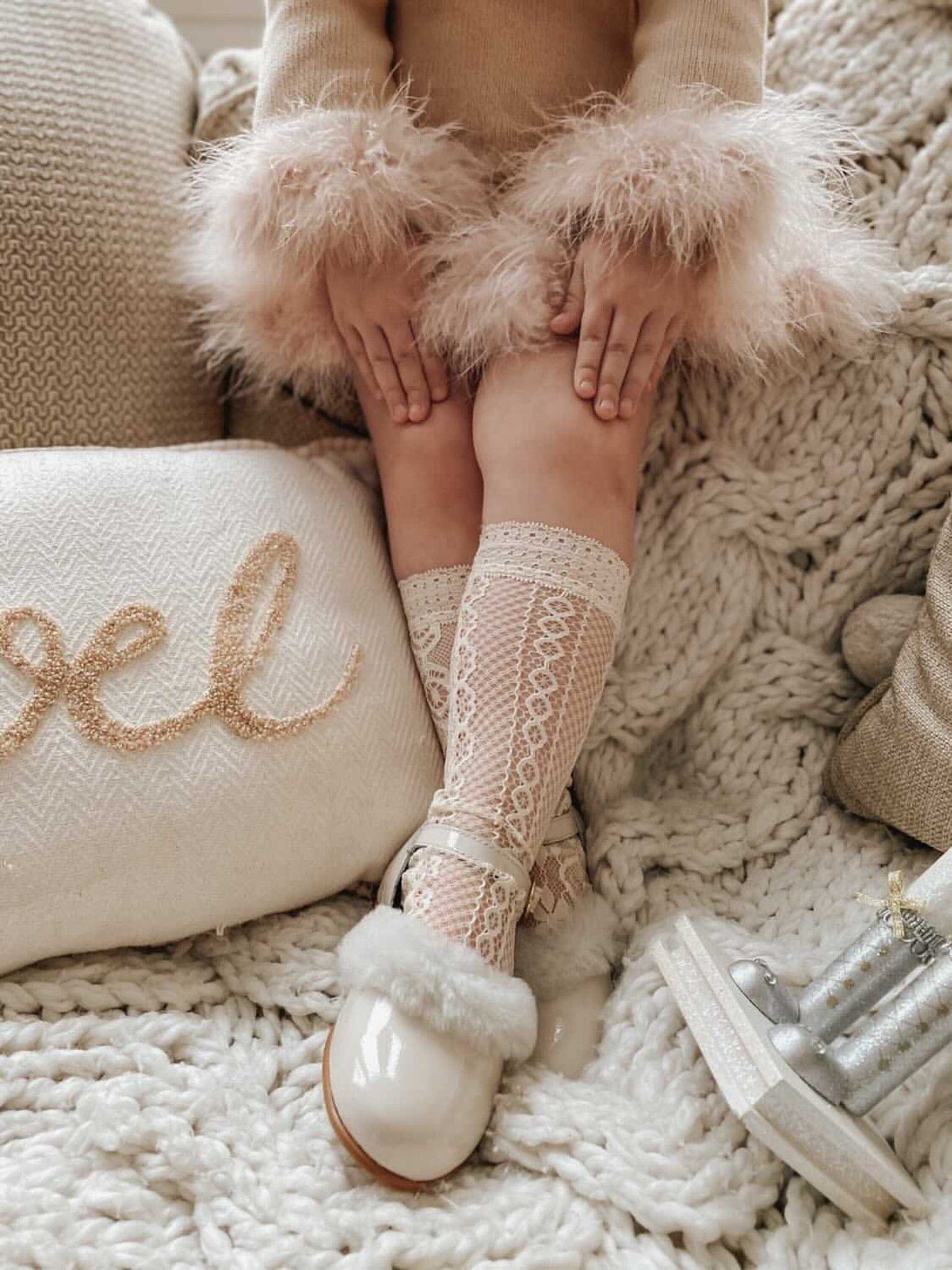 Daisy Lace Socks | Nude