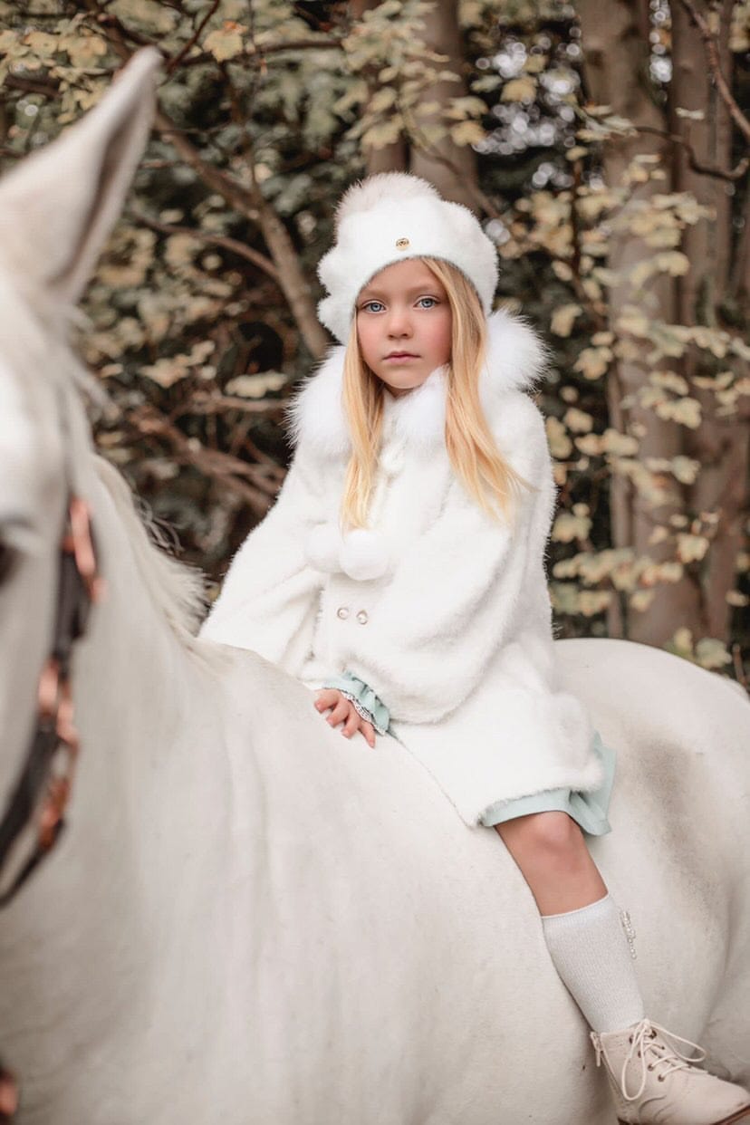 Milana Victoria Sweater Coat | White
