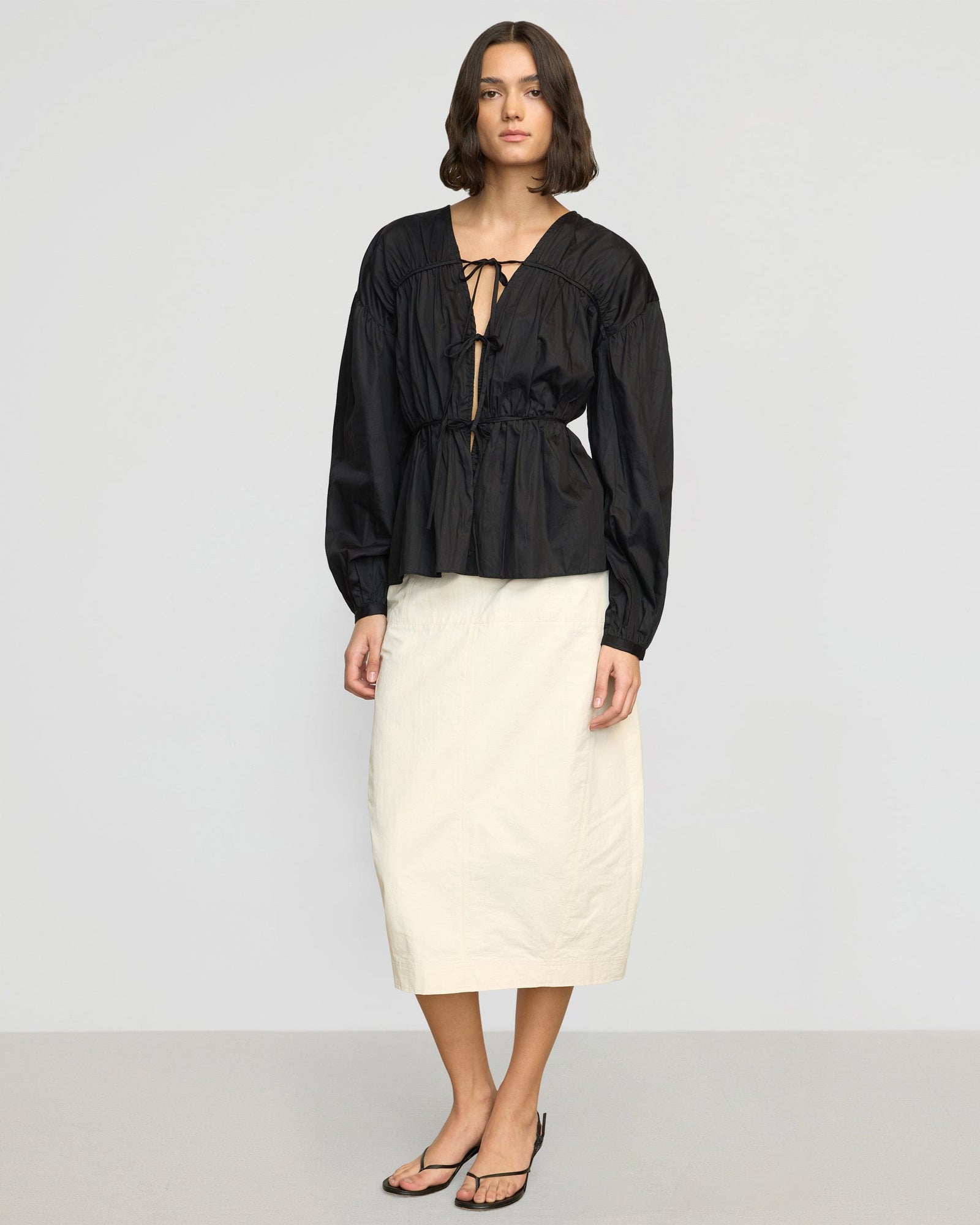 Jarmaine Back-Slit Barrel Skirt | Cream