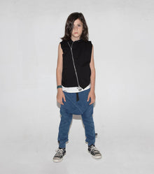 Kid | Hooded Diagonal Vest | Black
