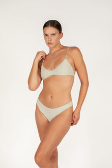 Noam Bottom | Oyster