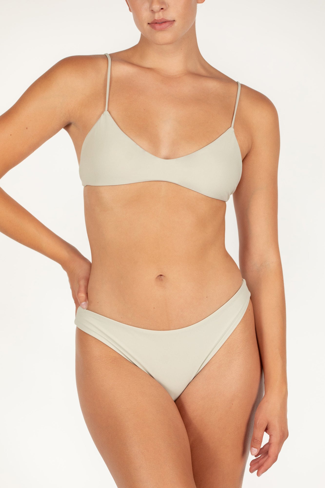 Noam Bottom | Oyster