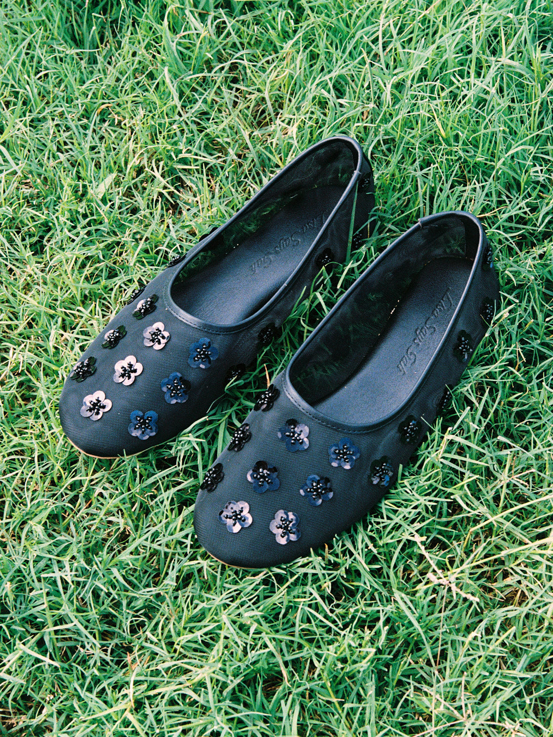 Eden Mesh Flat | Obsidian Black