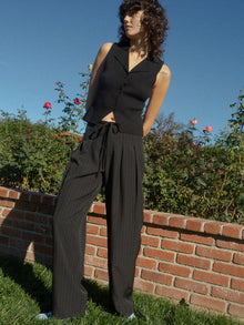 Max Sweater Vest | Black