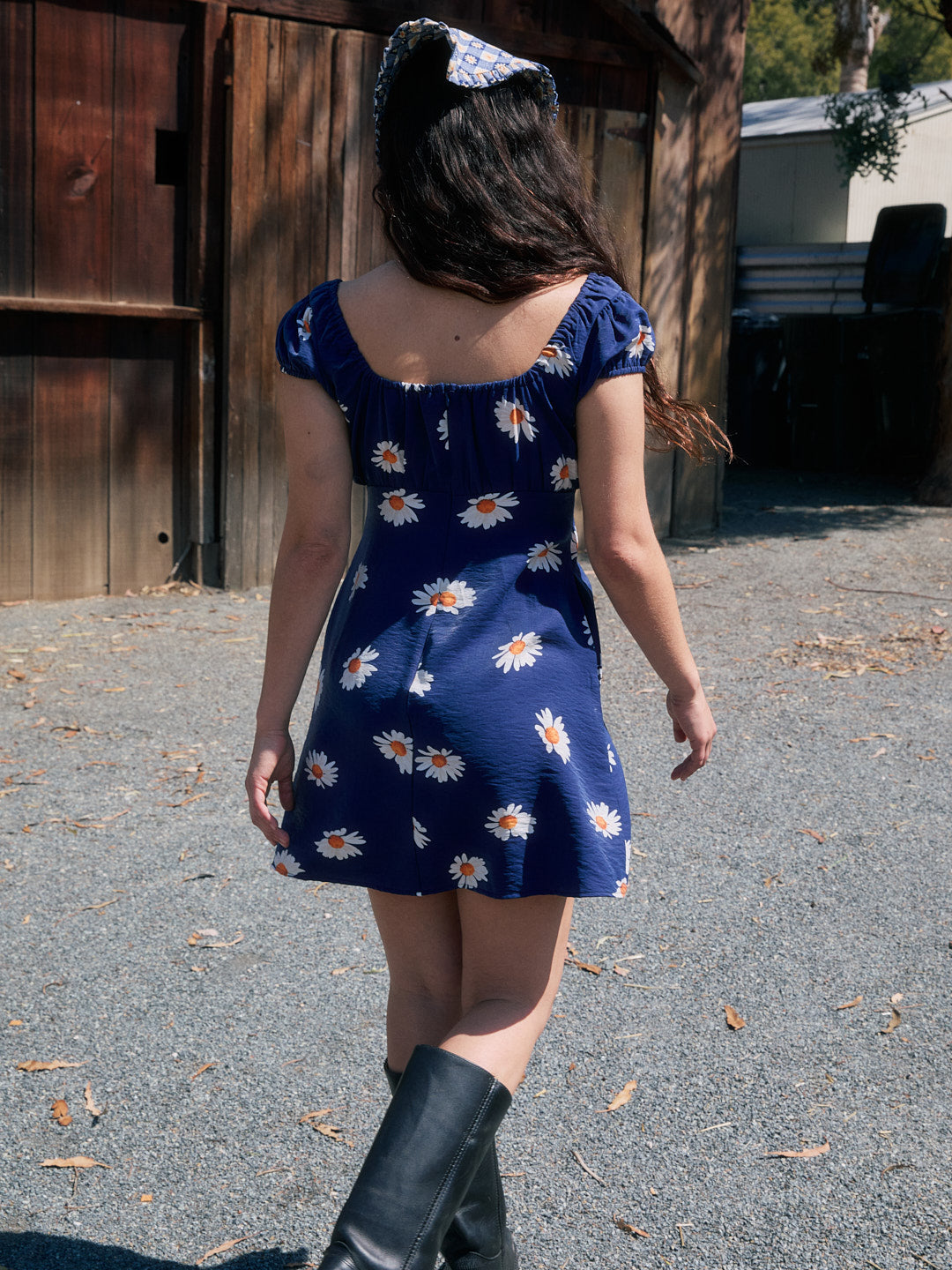 Suzy Dress | Navy Daisy
