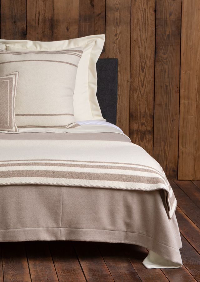 Mazing Bed Blanket | Ivory / Taupe
