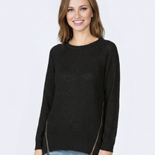 Lea Zip | Black
