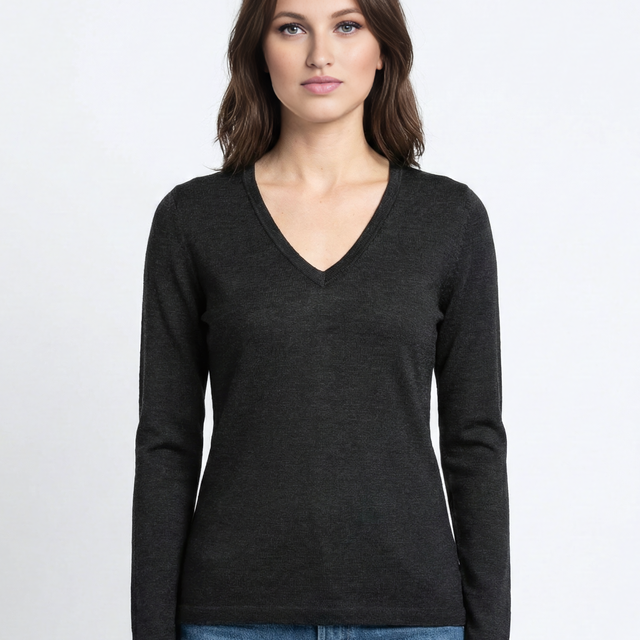 V Neck Sweater | Black
