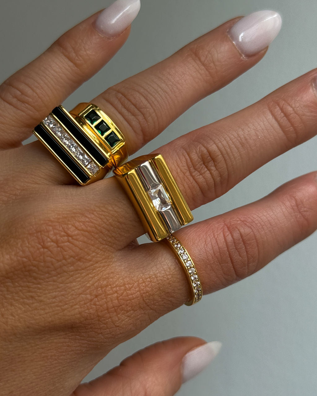 Panini Ring - Onyx | Plated Gold